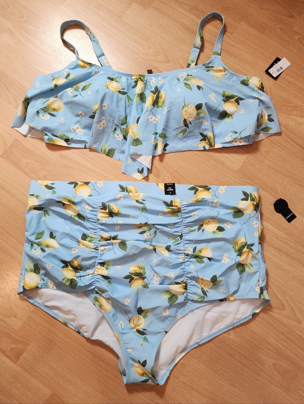 NWT Torrid Bikini Set Blue Yellow Lemon Wireless Flounce Top HR Ruched Bottom 5X
